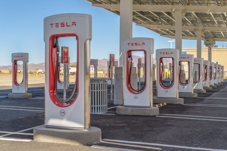 Tesla opens its superchargers to other brands