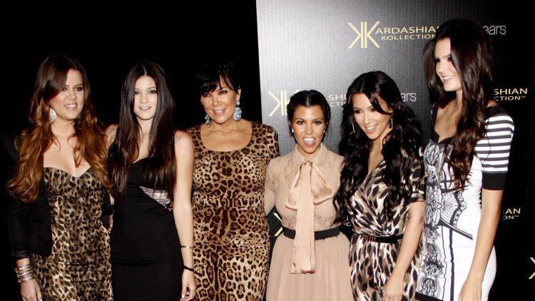 Kardashians surrounded Portofino!