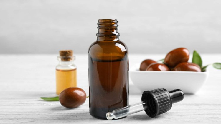 Amazing benefits of jojoba oil for skin!