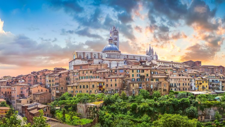 Siena, the beautiful Tuscan town and its treasures