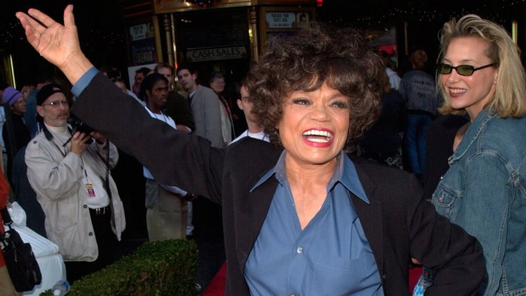 The crazy life of Eartha Kitt