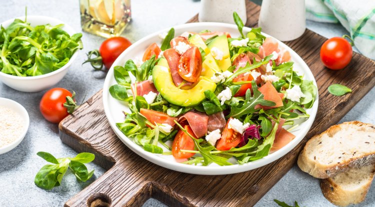 Quick and easy: Ham and vegetable salad