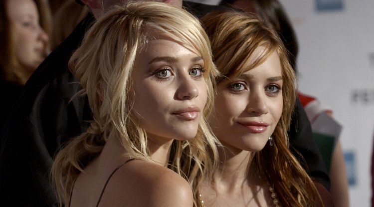 Famous people who don't have social media