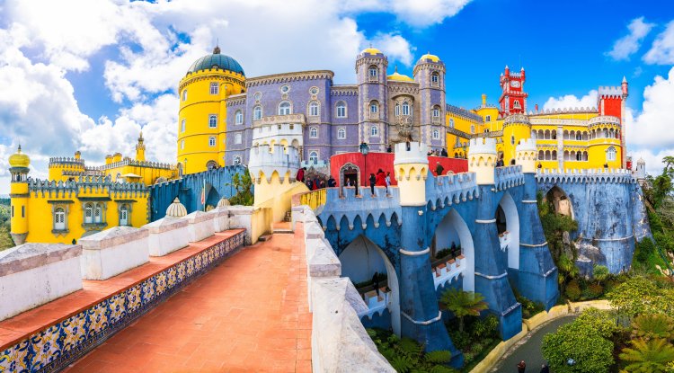 Pena Palace – the most romantic palace in the world