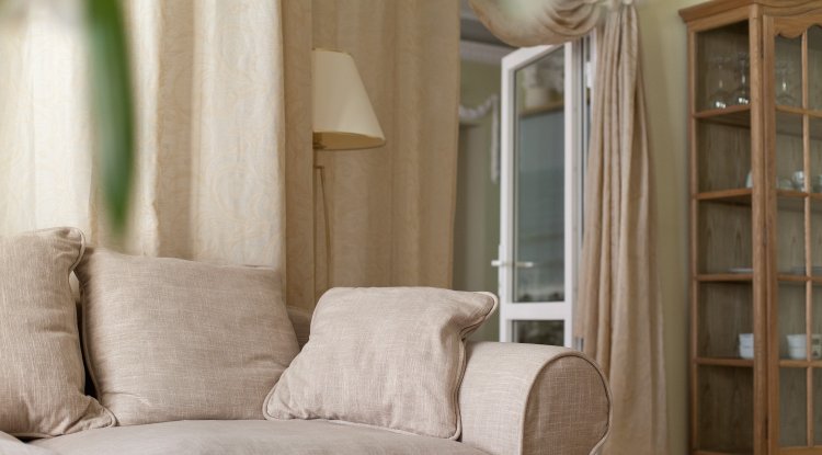 The sand-colored interior calms and relaxes