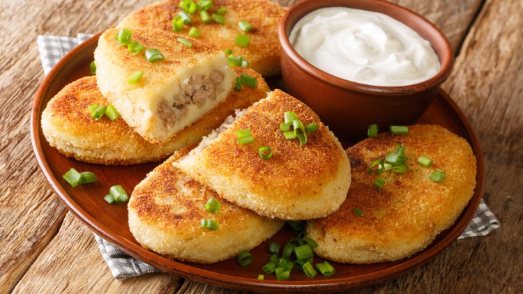 Potato croquettes filled with minced meat