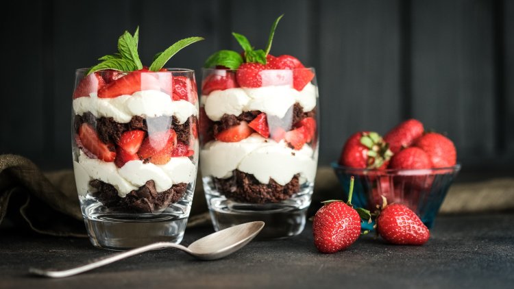 Trifle - layered cake with sponge and strawberries
