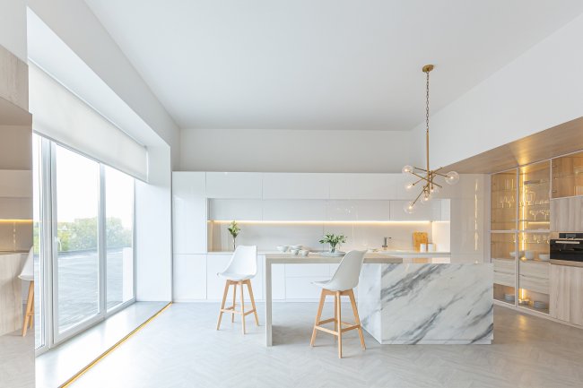 Glass in the interior - the best choice!