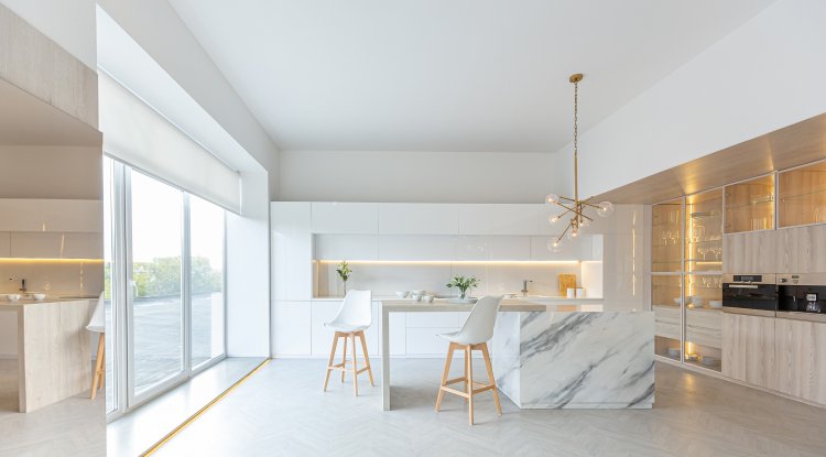 Glass in the interior - the best choice!