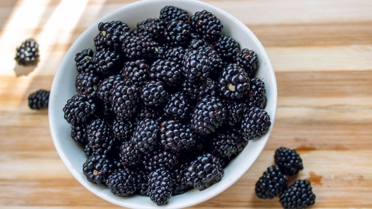 How blackberries affect health?