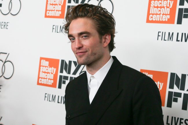 The teaser for Robert Pattinson's new film is out!