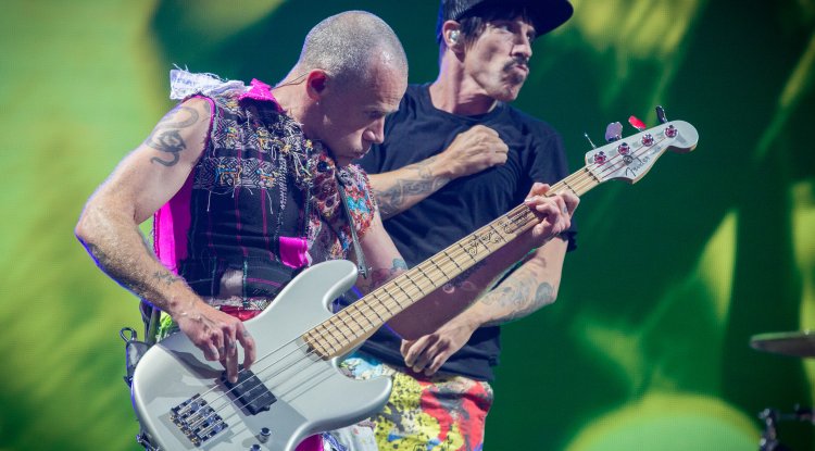 Red Hot Chili Peppers announced another tour