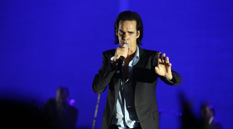 Nick Cave: "This song is bullshit!"