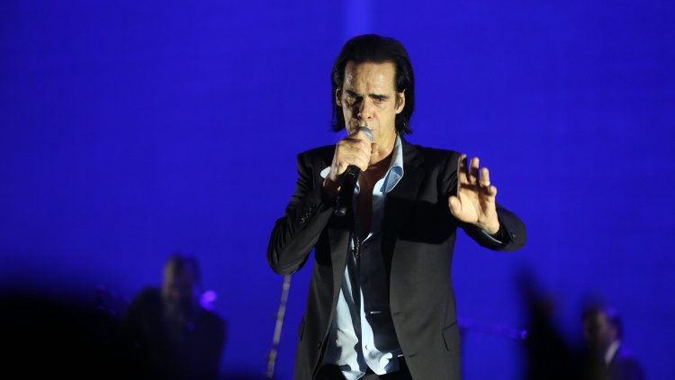 Nick Cave: "This song is bullshit!"