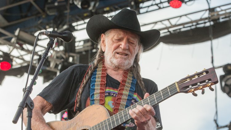 Willie Nelson's next album will be a tribute to Harlan Howard!