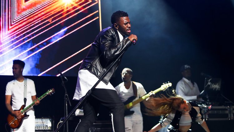 Jason Derulo is not giving up on performing before the Super Bowl!