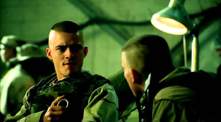 Black Hawk Down (2001) - A Timeless War Drama