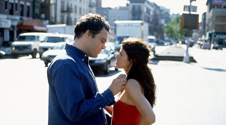 Happy Accidents (2000) - A Quirky Time-Traveling Romance