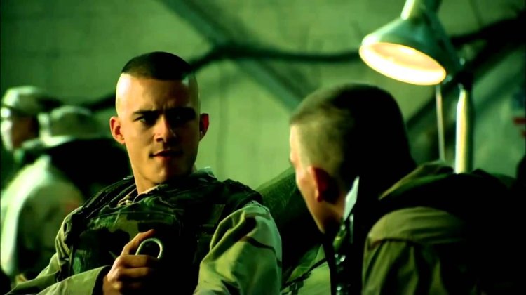 Black Hawk Down (2001) - A Timeless War Drama