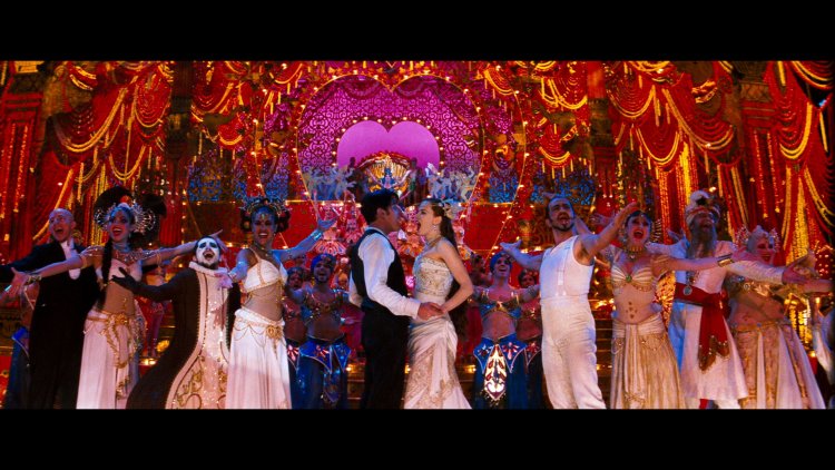 Moulin Rouge (2001): A Timeless Classic That Will Captivate You