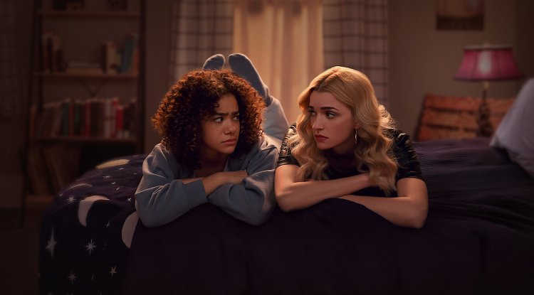 Ginny & Georgia (2021-present)