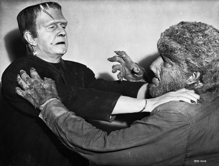 'Frankenstein Meets the Wolf Man' (1943)