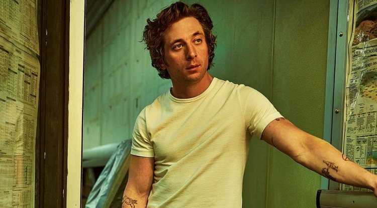 The popular series "The Bear" is renewed for season 3!