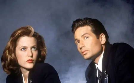 "The X-Files" seems to be getting a "new version"!