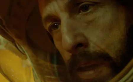 NEW: Adam Sandler Stars in New Netflix Sci-Fi Film "Spaceman"!