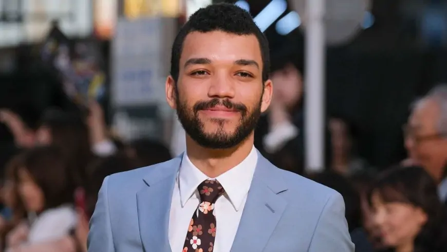 Justice Smith becomes a member of  "The American Society of Magical Negroes"!